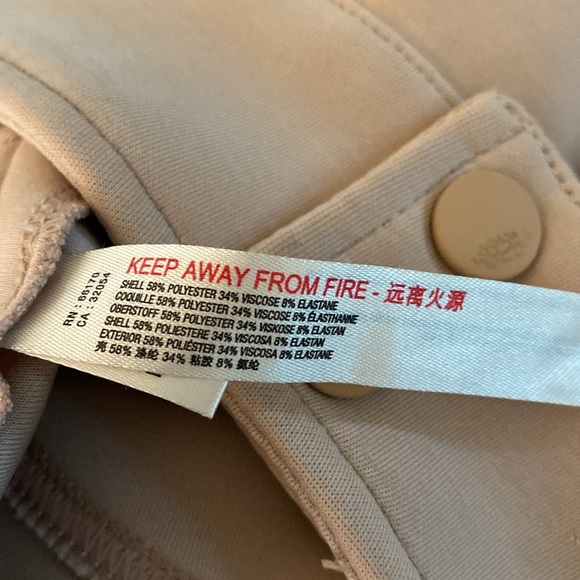 Free People Movement fabulous stretchy flared pants w/ great pockets - Picture 14 of 14